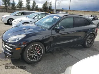 2015 Porsche Macan Turbo z VIN WP1AF2A58FLB96008, wystawiony jako Copart lot #49006515 z przebiegiem 97 011 mil mil oraz Szkoda całkowita • Salvage title. Historia ofert i sprzedaży dostępna na DreamBid. Obrazek 1.