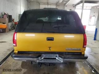1997 Chevrolet Tahoe with VIN 3GNEK18R1VG104628, listed as a Copart auction lot 53315215 with 195,743 mi miles and Salvage Title. Bid and sale history available at carsss.com. Image 6.