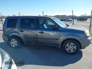2011 Honda Pilot LX with VIN 5FNYF3H24BB022435, listed as a IAAI auction lot 41304933 with Not provided miles and . Bid and sale history available at DreamBid. Image 6.