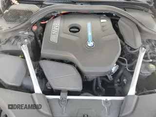 2019 BMW 5 Series 530e with VIN WBAJA9C51KB391757, listed as a Copart auction lot 68976115 with 64,597 mi miles and Clean title. Bid and sale history available at DreamBid. Image 15.