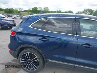 2017 Lincoln MKC Reserve with VIN 5LMTJ3DH0HUL27796, listed as a IAAI auction lot 42469998 with 126,487 mi miles and . Bid and sale history available at DreamBid. Image 17.