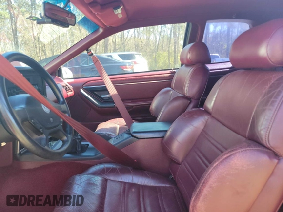 1990 Mercury Cougar z VIN 1MEPM62RSLH656412, wystawiony jako Copart lot #47771735 z przebiegiem 14 277 mil mil oraz Czysty tytuł • Clean title. Historia ofert i sprzedaży dostępna na DreamBid. Obrazek 5.