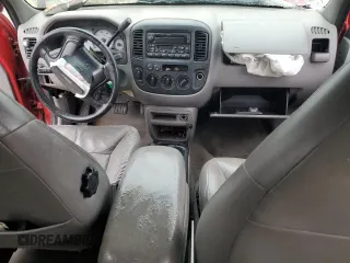 2001 Ford Escape XLT with VIN 1FMCU041X1KA88772, listed as a Copart auction lot 57723875 with Not provided miles and Clean title. Bid and sale history available at DreamBid. Image 8.