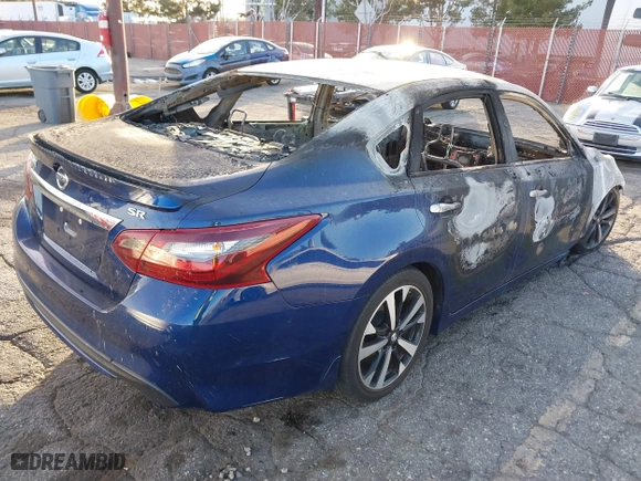2018 Nissan Altima 2.5 SL with VIN 1N4AL3AP1JC119920, listed as a IAAI auction lot 41387558 with 1 mi miles. Bid and sale history available at carsss.com. Image 4.