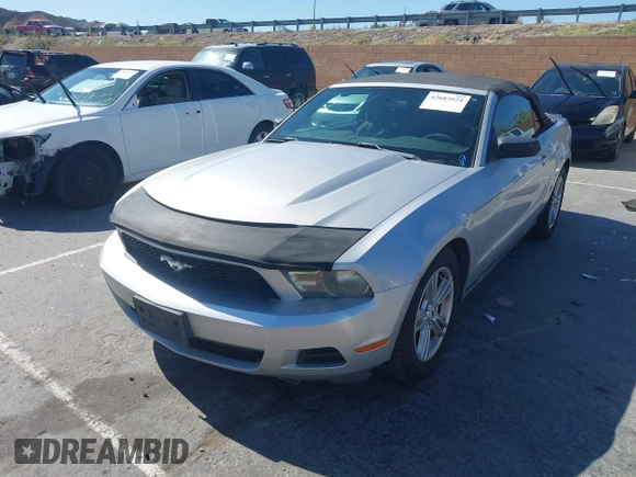 2012 Ford Mustang V6 с VIN 1ZVBP8EM7C5254467, выставлен на аукционе IAAI как лот 42683924 с пробегом 158 382 миль миль и . История ставок и продаж доступна на DreamBid. Изображение 17.