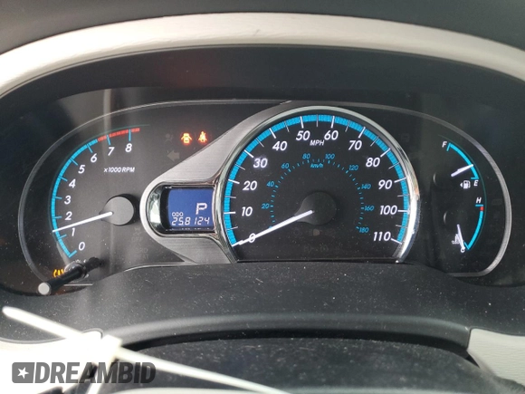 2012 Toyota Sienna XLE AAS with VIN 5TDYK3DC0CS212613, listed as a Copart auction lot 62317765 with 258,124 mi miles and Salvage title. Bid and sale history available at DreamBid. Image 9.