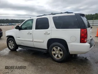 2009 GMC Yukon SLT w/4SA with VIN 1GKFC33J59R178362, listed as a Copart auction lot 69698034 with 321,104 mi miles and Salvage Title. Bid and sale history available at carsss.com. Image 2.