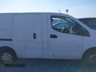 2018 Nissan NV200 SV z VIN 3N6CM0KN2JK695468, wystawiony jako IAAI lot #41782357 z przebiegiem 95 087 mil mil oraz . Historia ofert i sprzedaży dostępna na DreamBid. Obrazek 13.