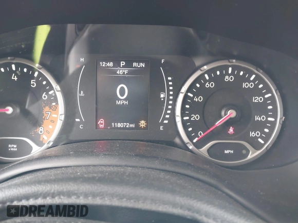 2017 Jeep Renegade Latitude with VIN ZACCJBBB4HPG10655, listed as a IAAI auction lot 41660630 with 118,072 mi miles. Bid and sale history available at carsss.com. Image 7.