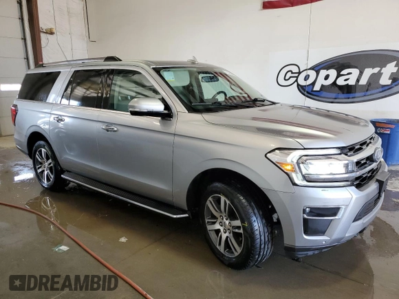 2023 Ford Expedition Max Limited with VIN 1FMJK2A86PEA15657, listed as a Copart auction lot 50797715 with 68,340 mi miles and Clean title. Bid and sale history available at DreamBid. Image 4.
