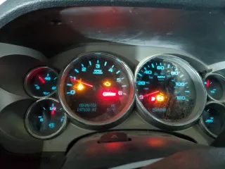 2009 GMC Sierra 2500HD SLE with VIN 1GTHK53KX9F114606, listed as a Copart auction lot 48971215 with 197,830 mi miles and Clean Title. Bid and sale history available at carsss.com. Image 9.