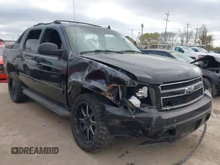 2007 Chevrolet Avalanche LS z VIN 3GNEC12087G167378, wystawiony jako IAAI lot #41719877 z przebiegiem 177 494 mil mil oraz . Historia ofert i sprzedaży dostępna na DreamBid. Obrazek 1.