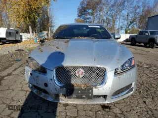 2015 Jaguar XF V6 Portfolio with VIN SAJWA0F7XF8U51105, listed as a Copart auction lot 82865814 with 62,807 mi miles and Salvage Title. Bid and sale history available at carsss.com. Image 5.