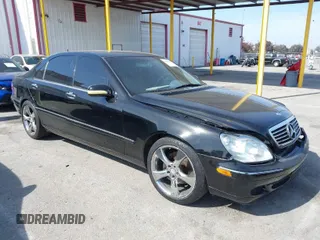 2000 Mercedes-Benz S-Class with VIN WDBNG70J0YA049948, listed as a IAAI auction lot 41611257 with 161,066 mi miles. Bid and sale history available at carsss.com. Image 1.