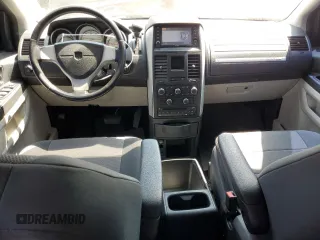 2008 Dodge Grand Caravan SXT z VIN 1D8HN54P28B110929, wystawiony jako Copart lot #59785875 z przebiegiem 200 015 mil mil oraz Szkoda całkowita • Salvage title. Historia ofert i sprzedaży dostępna na DreamBid. Obrazek 8.