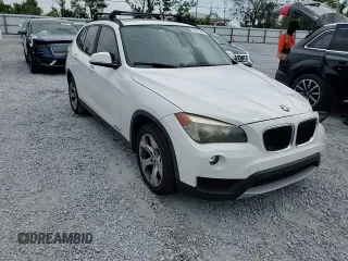 2014 BMW X1 sDrive28i z VIN WBAVM1C56EVW46769, wystawiony jako Copart lot #55341965 z przebiegiem 82 805 mil mil oraz Szkoda całkowita • Salvage title. Historia ofert i sprzedaży dostępna na DreamBid. Obrazek 14.