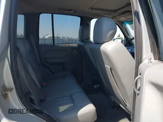 2005 Jeep Liberty Limited with VIN 1J4GL58K55W727495, listed as a IAAI auction lot 42137506 with 185,103 mi miles and . Bid and sale history available at carsss.com. Image 8.