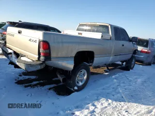 2002 Dodge 2500 z VIN 3B7KF23C42M275654, wystawiony jako Copart lot #42390515 z przebiegiem 196 718 mil mil oraz Szkoda całkowita • Salvage title. Historia ofert i sprzedaży dostępna na DreamBid. Obrazek 3.