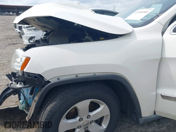 2011 Jeep Grand Cherokee 70th Anniversary with VIN 1J4RR4GG6BC718199, listed as a IAAI auction lot 41954946 with 1 mi miles. Bid and sale history available at carsss.com. Image 17.