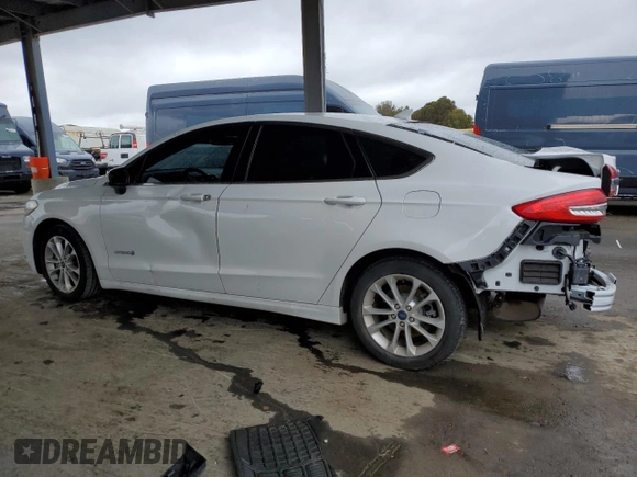 2019 Ford Fusion Hybrid SE with VIN 3FA6P0LU7KR137787, listed as a Copart auction lot 48814055 with 67,925 mi miles and Salvage Title. Bid and sale history available at carsss.com. Image 2.