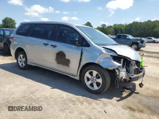 2018 Toyota Sienna L with VIN 5TDZZ3DCXJS928724, listed as a Copart auction lot 58067154 with 233,628 mi miles and Salvage Title. Bid and sale history available at DreamBid. Image 4.