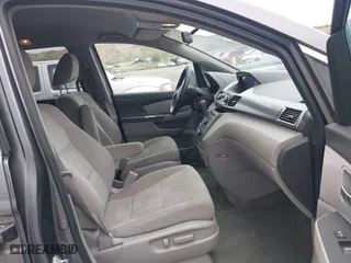 2014 Honda Odyssey LX with VIN 5FNRL5H28EB101376, listed as a IAAI auction lot 41772529 with 122,504 mi miles. Bid and sale history available at carsss.com. Image 5.