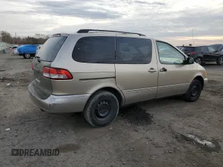 2002 Toyota Sienna LE with VIN 4T3ZF13C12U455861, listed as a Copart auction lot 80950914 with 250,830 mi miles and Salvage Title. Bid and sale history available at carsss.com. Image 3.