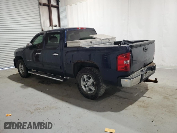 2011 Chevrolet Silverado 1500 LT with VIN 3GCPCSE0XBG185084, listed as a Copart auction lot 49314375 with 285,677 mi miles and Clean Title. Bid and sale history available at DreamBid. Image 2.