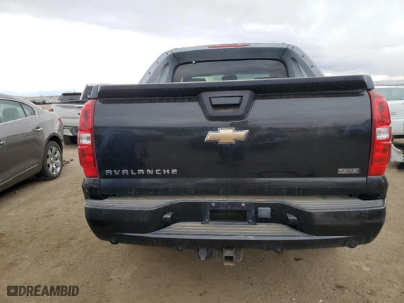 2010 Chevrolet Avalanche LT with VIN 3GNVKFE09AG100713, listed as a Copart auction lot 44765995 with 197,854 mi miles and Salvage Title. Bid and sale history available at carsss.com. Image 6.
