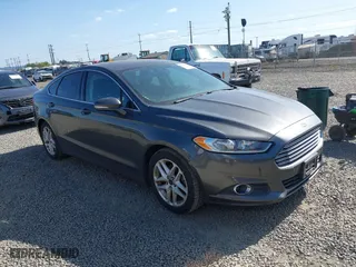 2016 Ford Fusion SE with VIN 3FA6P0HD6GR260805, listed as a IAAI auction lot 42100214 with 108,438 mi miles. Bid and sale history available at carsss.com. Image 1.