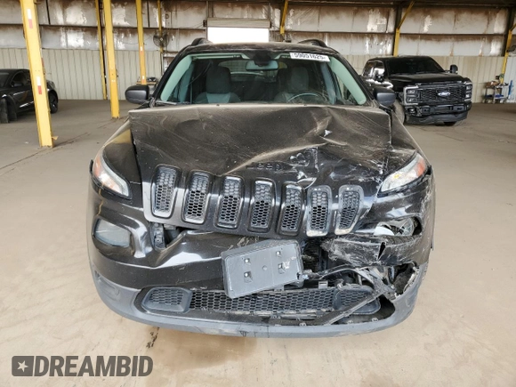 2017 Jeep Cherokee Sport with VIN 1C4PJMABXHW509749, listed as a Copart auction lot 59051625 with 153,089 mi miles and Salvage title. Bid and sale history available at DreamBid. Image 5.
