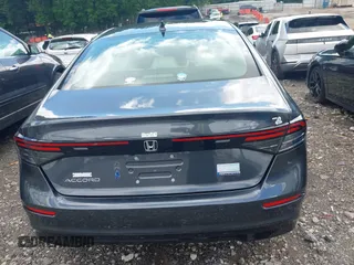 2025 Honda Accord EX-L z VIN 1HGCY2F67SA035808, wystawiony jako IAAI lot #42233264 z przebiegiem 715 mil mil oraz . Historia ofert i sprzedaży dostępna na DreamBid. Obrazek 16.