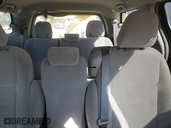 2019 Toyota Sienna LE Auto Access Seat with VIN 5TDKZ3DC3KS993465, listed as a Copart auction lot 54182655 with 702 mi miles and Clean title. Bid and sale history available at DreamBid. Image 10.