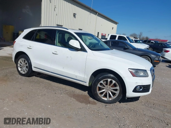 2014 Audi Q5 Premium Plus with VIN WA1LFAFP1EA051704, listed as a IAAI auction lot 41725317 with 136,084 mi miles. Bid and sale history available at carsss.com. Image 1.