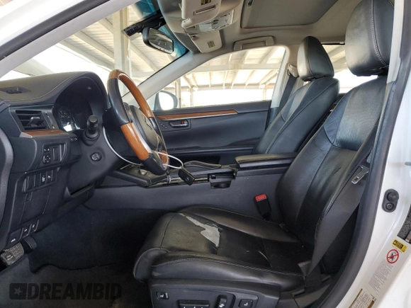 2013 Lexus ES 300h with VIN JTHBW1GG9D2014861, listed as a Copart auction lot 49826045 with 247,990 mi miles and Salvage Title. Bid and sale history available at DreamBid. Image 7.