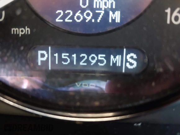 2006 Mercedes-Benz CLS 500 z VIN WDDDJ75X06A037541, wystawiony jako IAAI lot #42252829 z przebiegiem 151 295 mil mil oraz . Historia ofert i sprzedaży dostępna na DreamBid. Obrazek 16.