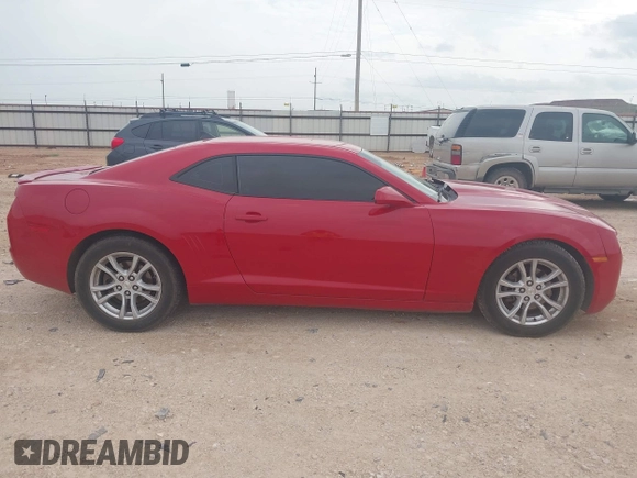 2013 Chevrolet Camaro LT z VIN 2G1FB1E32D9199408, wystawiony jako IAAI lot #42140199 z przebiegiem 204 629 mil mil oraz . Historia ofert i sprzedaży dostępna na DreamBid. Obrazek 13.