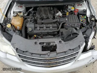 2010 Chrysler Sebring Touring with VIN 1C3BC5ED0AN104523, listed as a Copart auction lot 46631675 with 58,029 mi miles and Salvage Title. Bid and sale history available at carsss.com. Image 11.