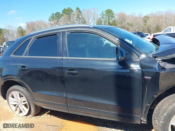 2018 Audi Q3 Premium with VIN WA1BCCFS1JR000736, listed as a IAAI auction lot 41802192 with 62,081 mi miles. Bid and sale history available at carsss.com. Image 12.