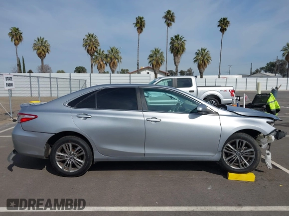 2017 Toyota Camry XLE with VIN 4T1BF1FK8HU318616, listed as a IAAI auction lot 41774231 with 201,112 mi miles. Bid and sale history available at carsss.com. Image 14.