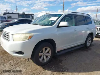 2009 Toyota Highlander with VIN JTEDS41A192085373, listed as a IAAI auction lot 41251958 with 343,397 mi miles. Bid and sale history available at carsss.com. Image 17.