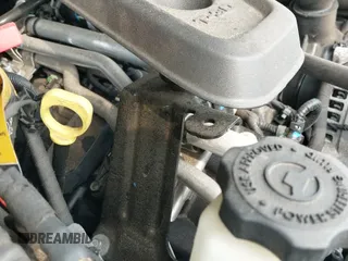 2021 Jeep Wrangler Unlimited Sahara Altitude z VIN 1C4HJXEG7MW776529, wystawiony jako IAAI lot #42911866 z przebiegiem 51 748 mil mil oraz . Historia ofert i sprzedaży dostępna na DreamBid. Obrazek 19.