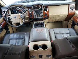 2016 Ford F-250 Lariat z VIN 1FT7W2BT9GEC49099, wystawiony jako Copart lot #51031955 z przebiegiem 77 414 mil mil oraz Szkoda całkowita • Salvage title. Historia ofert i sprzedaży dostępna na DreamBid. Obrazek 8.