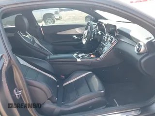 2019 Mercedes-Benz C 63 S AMG with VIN WDDWJ8HBXKF845181, listed as a IAAI auction lot 42147743 with 39,430 mi miles and . Bid and sale history available at DreamBid. Image 5.