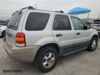 2002 Ford Escape XLT Choice with VIN 1FMYU03112KB30061, listed as a Copart auction lot 53195125 with 177,920 mi miles and Salvage Title. Bid and sale history available at carsss.com. Image 3.