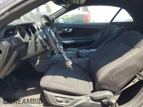 2015 Ford Mustang V6 с VIN 1FATP8EM2F5371620, выставлен на аукционе Copart как лот 55304315 с пробегом 174 852 миль миль и Чистый • Clean title. История ставок и продаж доступна на DreamBid. Изображение 7.