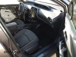 2016 Toyota Prius Two with VIN JTDKBRFU0G3007718, listed as a IAAI auction lot 41923304 with 96,847 mi miles and . Bid and sale history available at DreamBid. Image 5.