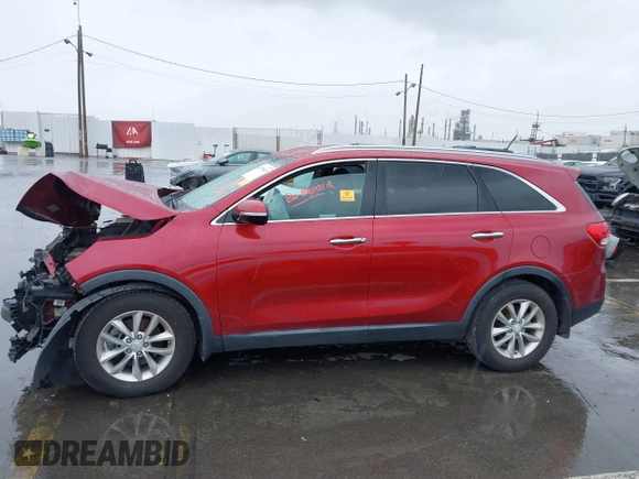 2018 Kia Sorento LX with VIN 5XYPG4A52JG357607, listed as a IAAI auction lot 41799029 with Not provided miles and . Bid and sale history available at DreamBid. Image 14.