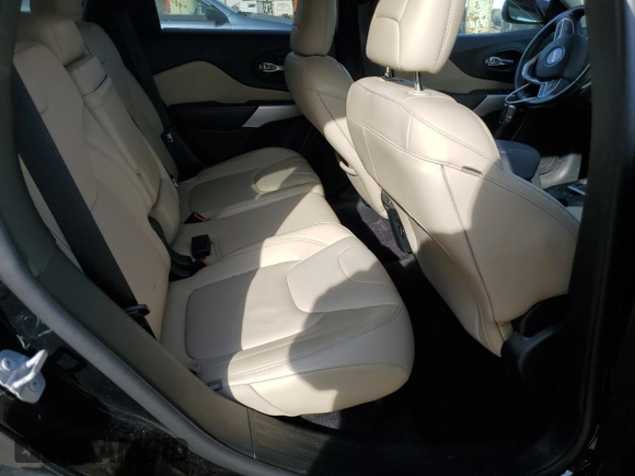 2018 Jeep Cherokee Limited с VIN 1C4PJLDB0JD519679, выставлен на аукционе Copart как лот 74325704 с пробегом Не указан миль и Списание • Salvage title. История ставок и продаж доступна на DreamBid. Изображение 10.