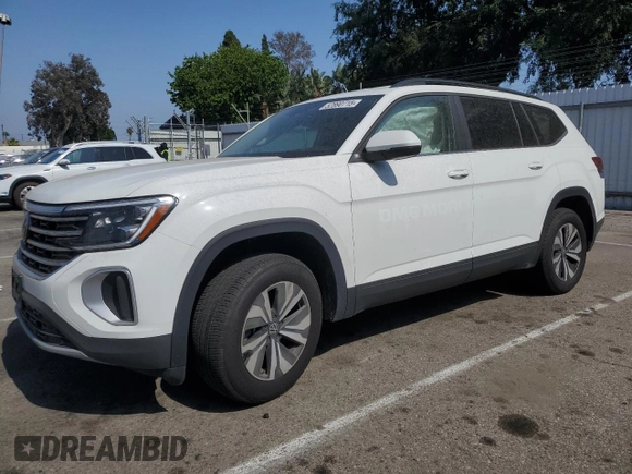 2024 Volkswagen Atlas SE with VIN 1V2LR2CA8RC534859, listed as a Copart auction lot 52890715 with 16,573 mi miles and Salvage title. Bid and sale history available at DreamBid. Image 1.